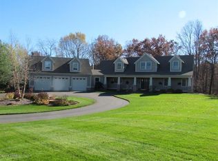 4016 Rector St NE, Rockford, MI 49341