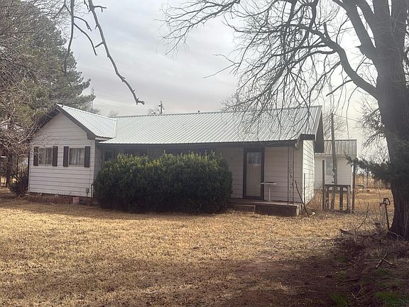 2nd image of 18492 E 1270th Rd