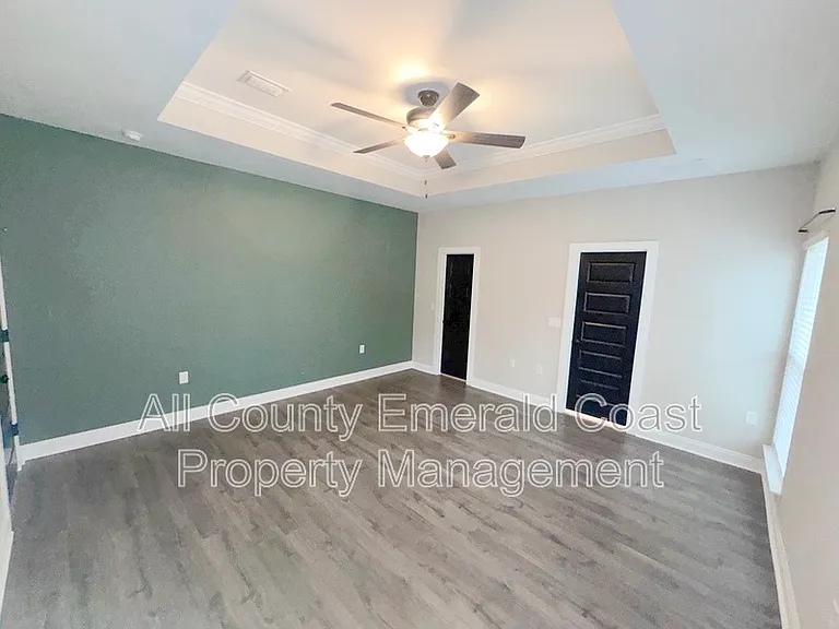 282 Magnolia St — Photo 40