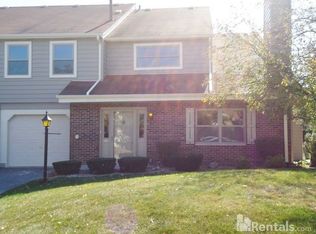 9215 Whitehall Ln #28D, Orland Park, IL