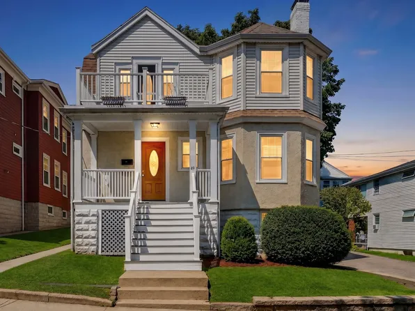 49 Hall Ave, Watertown, MA 02472