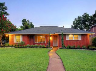 2402 Droxford Dr, Houston, TX 77008