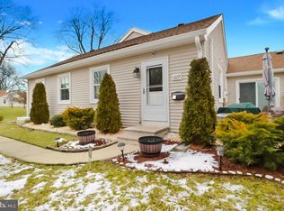 112 Pilatus Platz Unit D, Freehold, NJ 07728