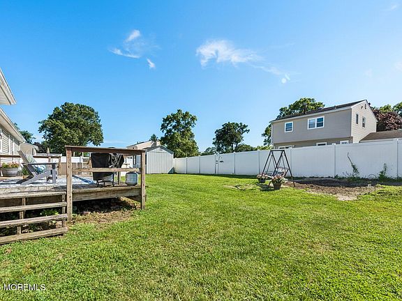 3rd image of 230 Colonial Drive