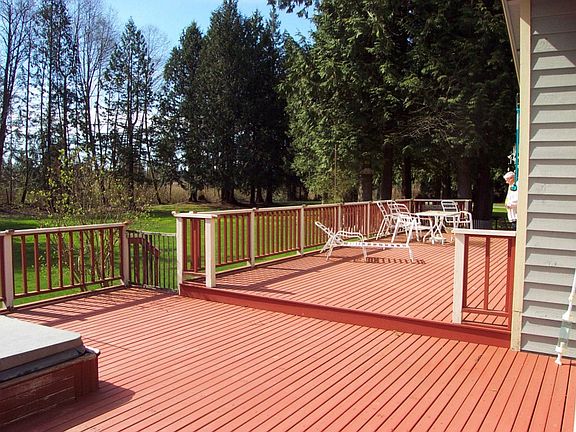 3rd image of 30411 52nd Ave NW