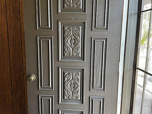 3rd image of 1301 W HAMILTON AVENUE