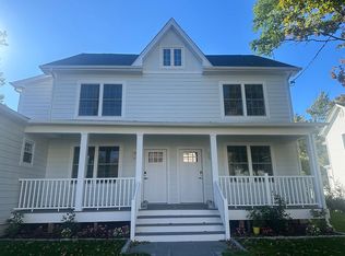 123 East Ave, New Canaan, CT 06840