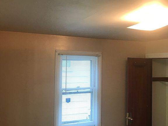 5th image of 2112 Connecticut Ave