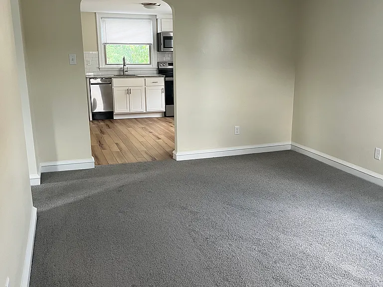 803 Burke St — Photo 12