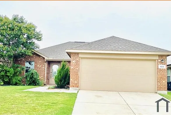 604 Poncho Ln — Photo 1