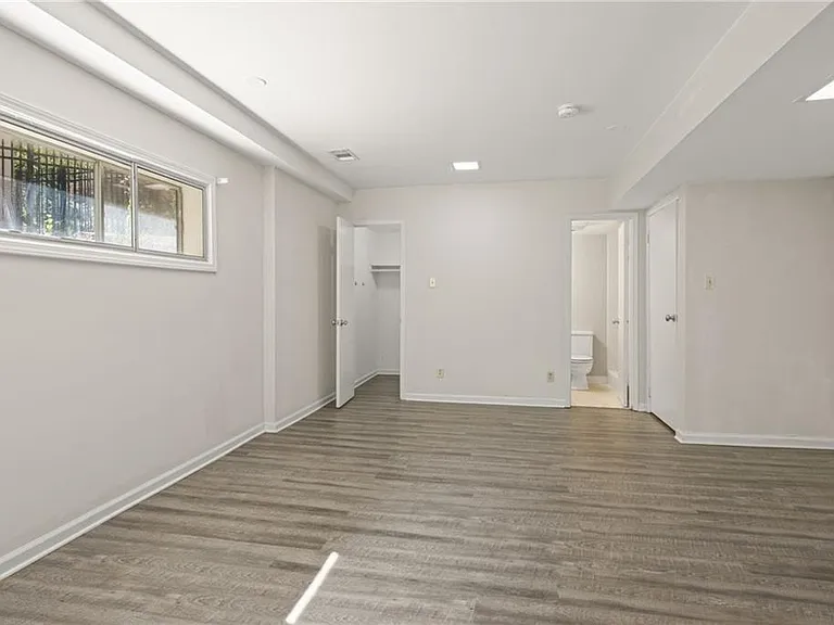 705 Edgewater Trl NW — Photo 30
