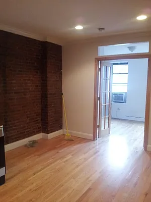 Rented by Crosstown Apartments NYC | media 8