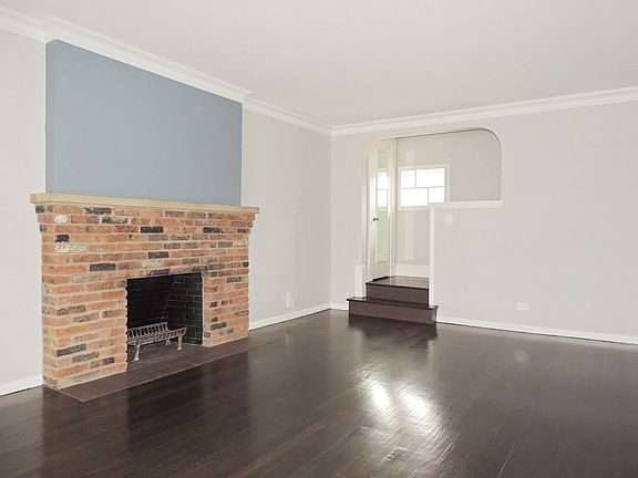 2nd image of 3810 Parkdale Rd