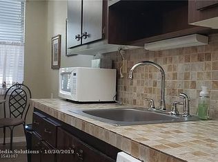 2999 NW 48th Ave APT 139, Lauderdale Lakes, FL 33313