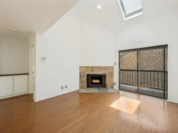 8888 Tallwood Dr APT 3302, Austin, TX 78759