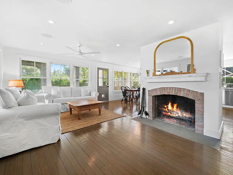 111 Halsey St — Photo 11