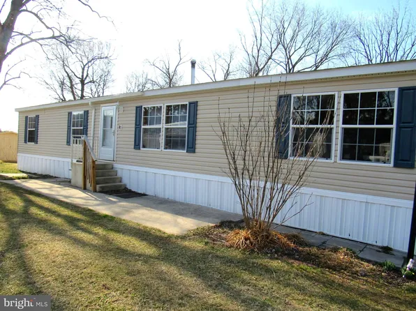 517 Pine Dr, York, PA 17406