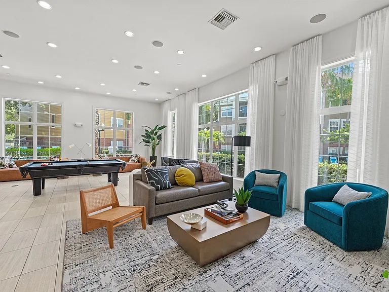 Cumberland Park Apartments — Photo 17