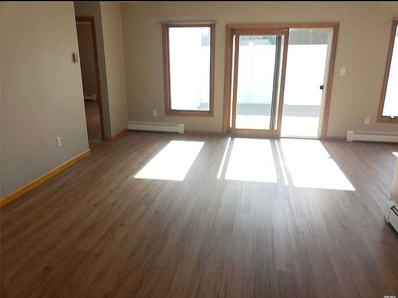 5th image of 3 Park Woods Ln