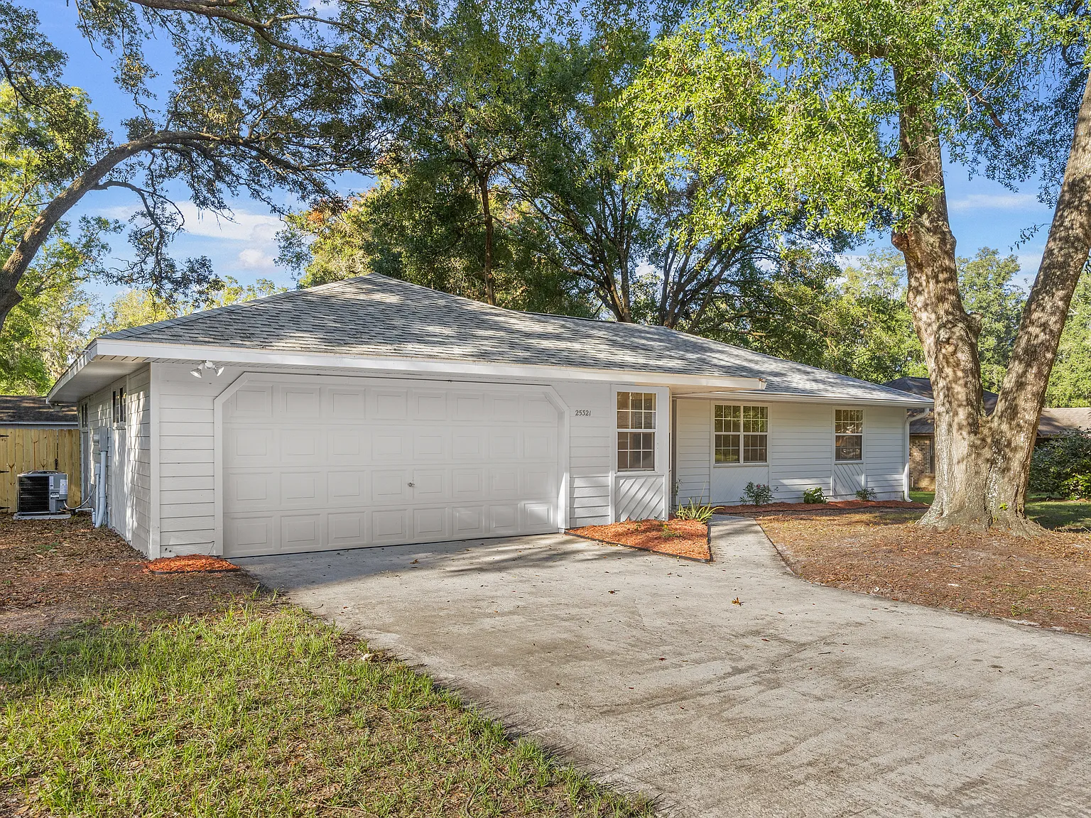 3 bed, 1543 sqft, $2,300 — Photo 3