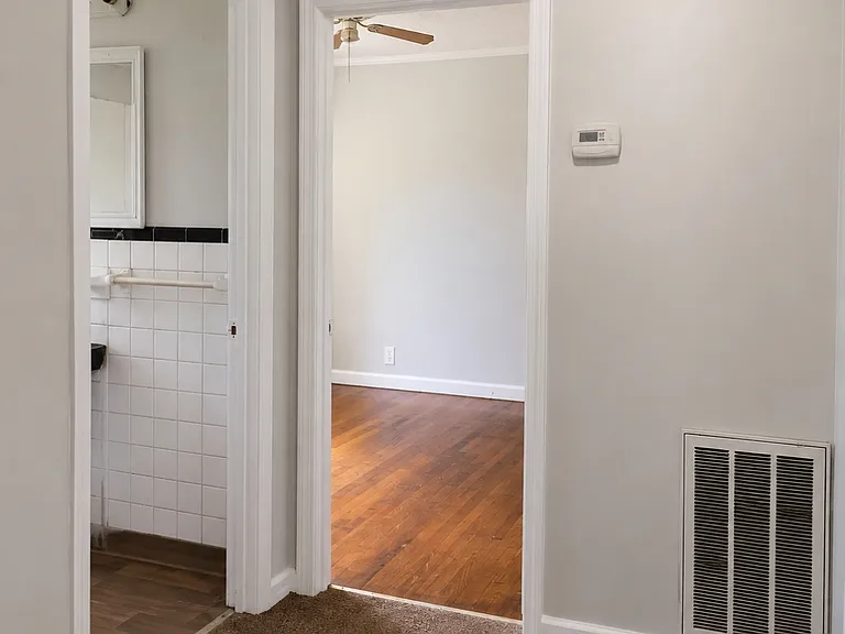1226 Baker Rd — Photo 5