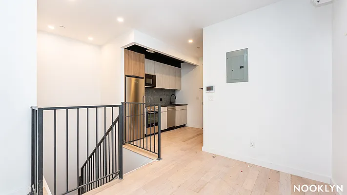 Rented by Nooklyn NYC LLC | media 13