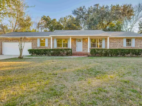 1219 Dunmire St, Pensacola, FL 32504