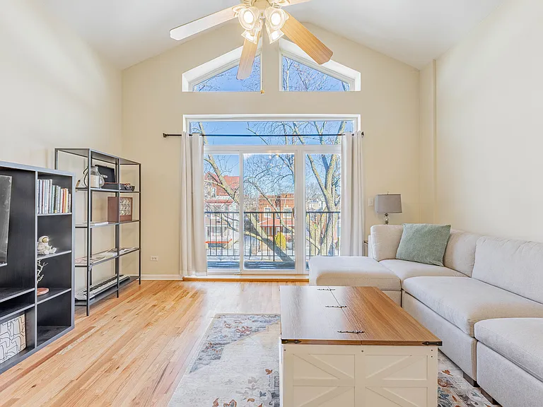 5933 W Huron St #3N — Photo 5