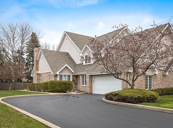 2nd image of 8822 Berkley Ct