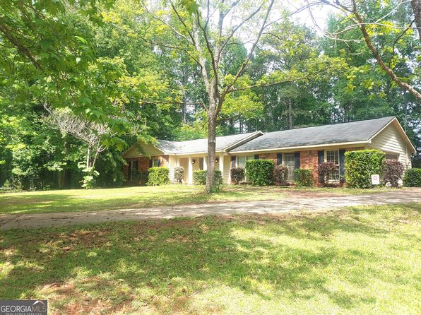 108 Cedar Creek Ct, Lagrange, GA 30240