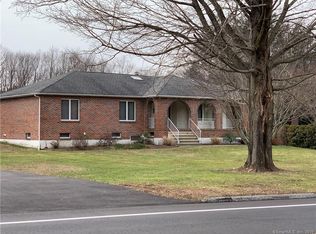 4987 Madison Ave, Trumbull, CT 06611