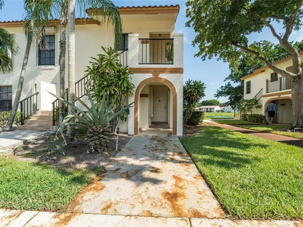 320 Olivewood Pl #115, Boca Raton, FL 33431