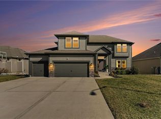 9111 N Cleveland Ave, Kansas City, MO 64156