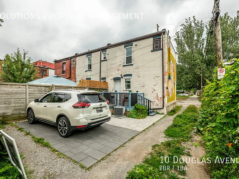 10 Douglas Ave — Photo 27