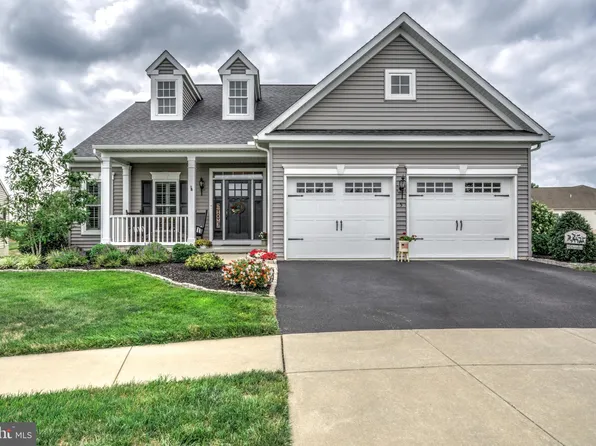 5 Plum Tree Pl, Gordonville, PA 17529