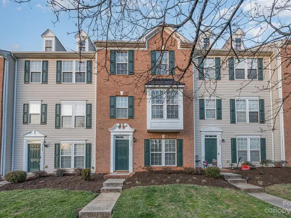 15701 Castle Watch Ave, Charlotte, NC 28277