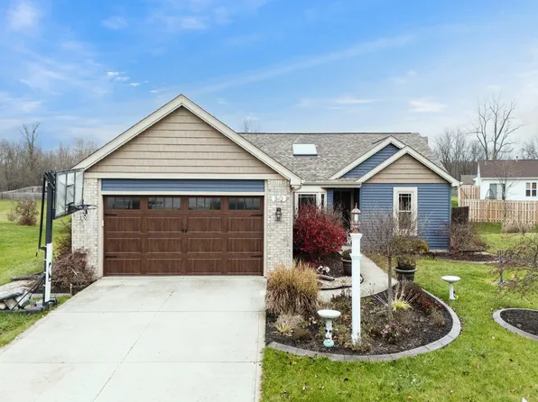 310 Willard Dr, Auburn, IN 46706