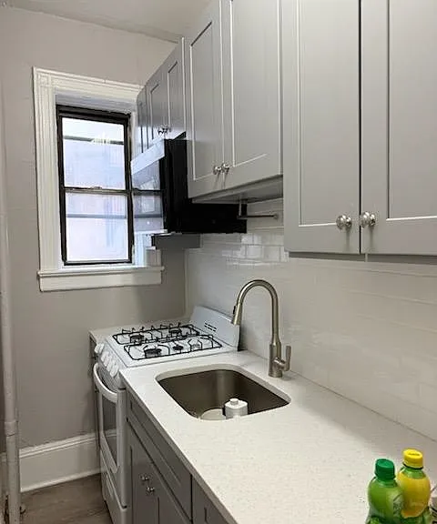 821 Bergen Ave #C0305 — Photo 10