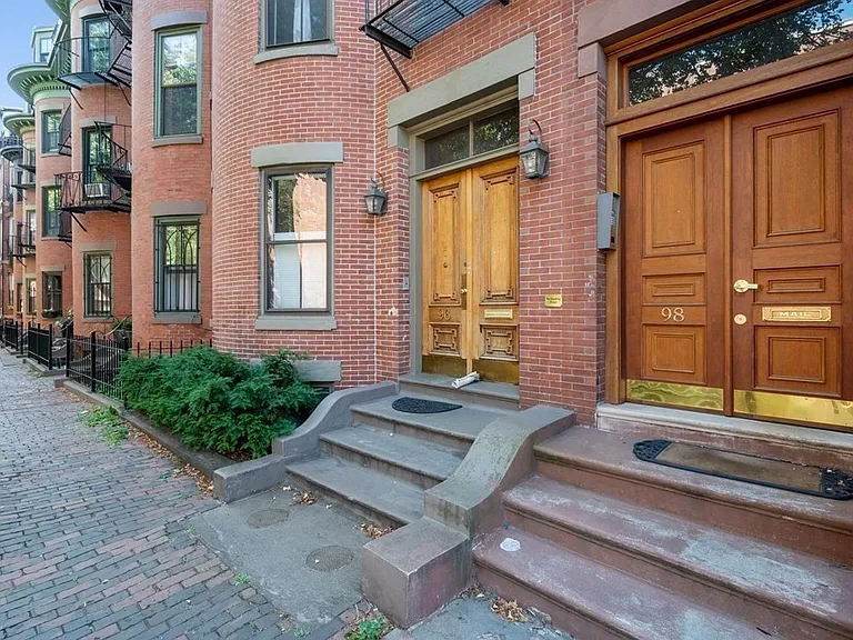 98 Chandler St #4 — Photo 28