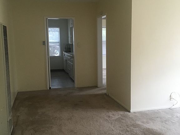 2nd image of 1140 E Garfield Ave APT 4