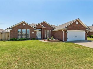 8204 NW 71st St, Oklahoma City, OK 73132