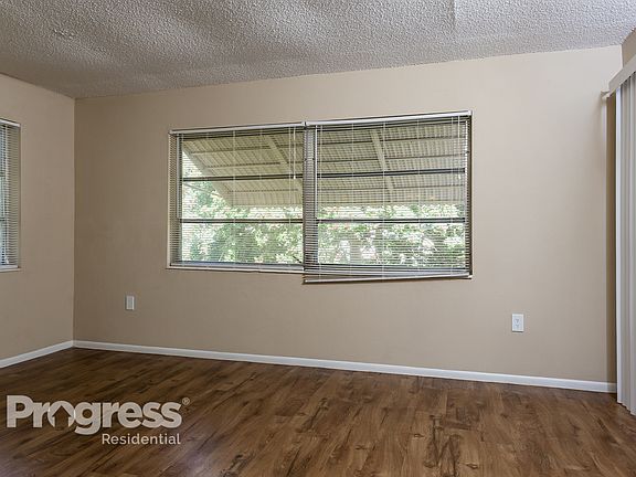 3rd image of 9041 NW 26th St