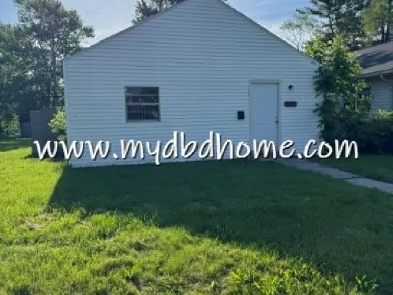 4129 Robinwood Dr — Photo 1