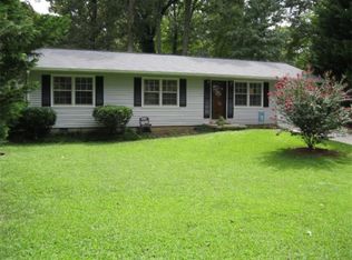 2433 Lakewood Dr NW, Kennesaw, GA 30152