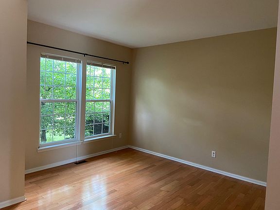 5th image of 56515 Hastings Dr