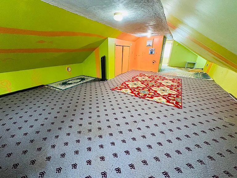 8751 Bridgeport Ave — Photo 23