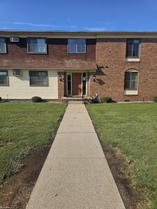 1900 River Rd APT G1, Marysville, MI, 48040