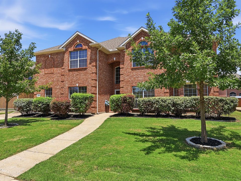1st image of 639 Silver Ridge Dr