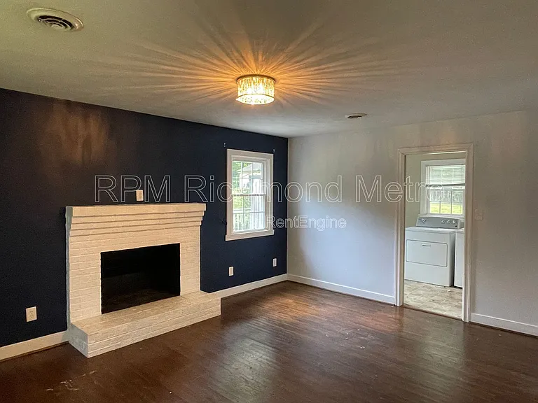 3600 Ghent Dr — Photo 9