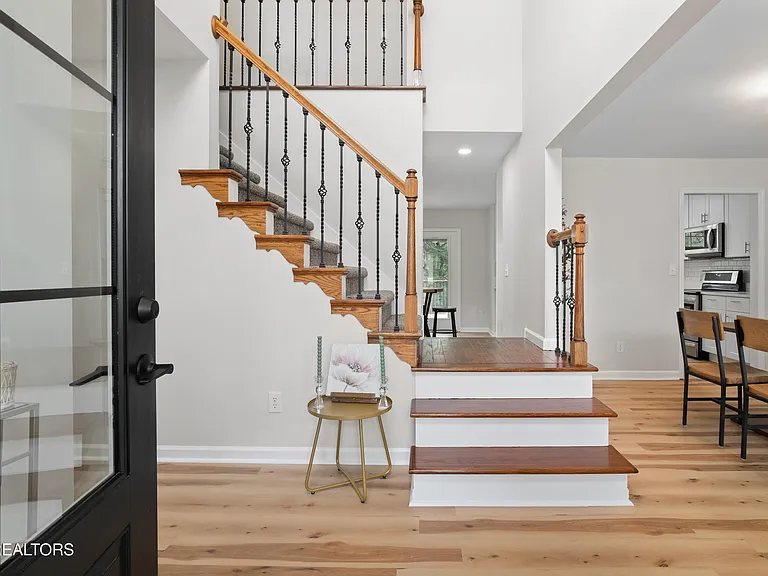 8860 Brucewood Ln — Photo 6